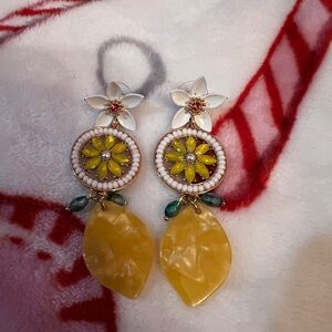 Boutique Lemon Dangle Earrings